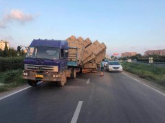 貨車運輸捆綁帶端配件斷裂事